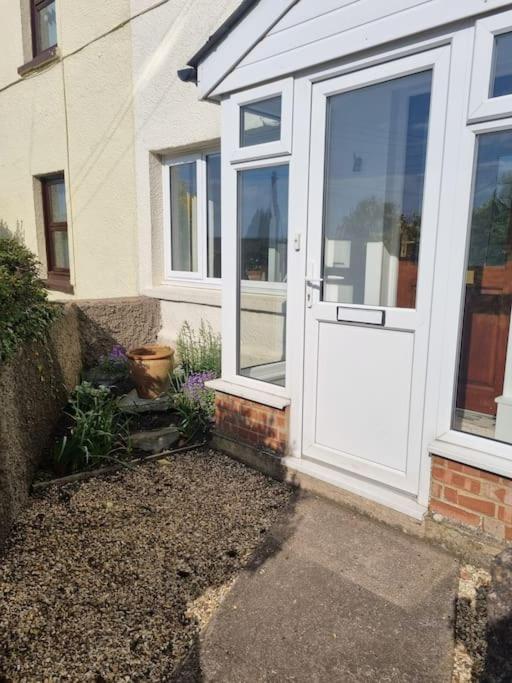 Cheerful Two Bedroom Cottage In The Forest Of Dean Lydbrook Eksteriør bilde